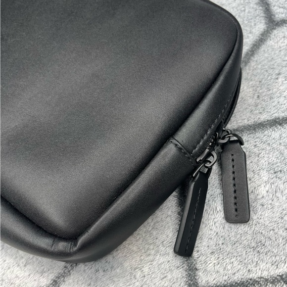 Monos Leather Minaudière Toiletries Case G - Picture 5 of 11